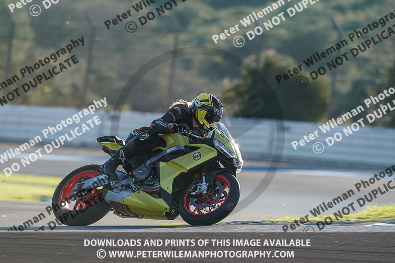 estoril;event digital images;motorbikes;no limits;peter wileman photography;portugal;trackday;trackday digital images